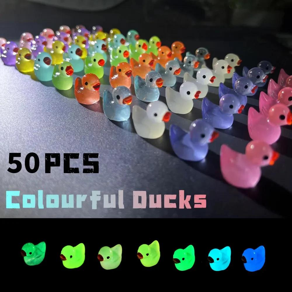 50 Uds. De Mini patos luminosos, micropaisaje de musgo, figuritas de pato en miniatura, accesorios de jardín de hadas, decoración del hogar que brilla en la oscuridad